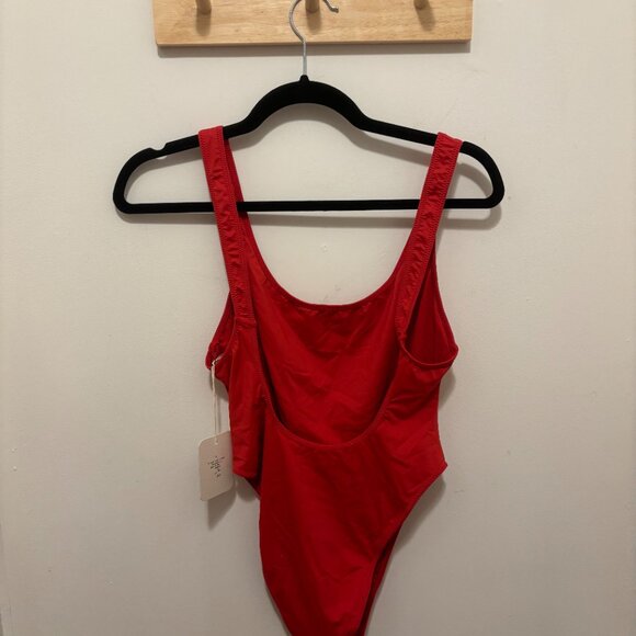 Red One Piece - Pamela Anderson Frankies Bikinis - Picture 4 of 7